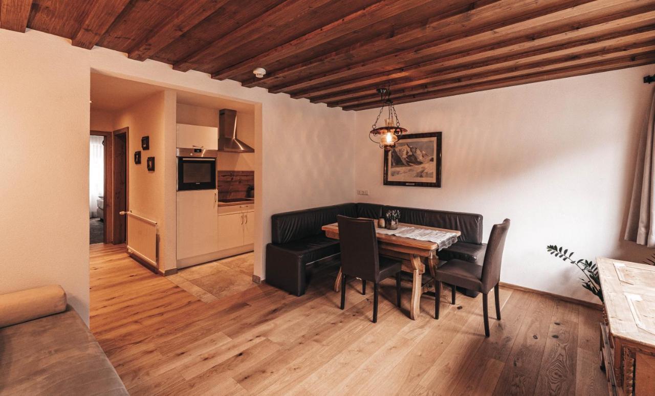 Arlhome - Zuhause Am Arlberg Sankt Anton am Arlberg Buitenkant foto