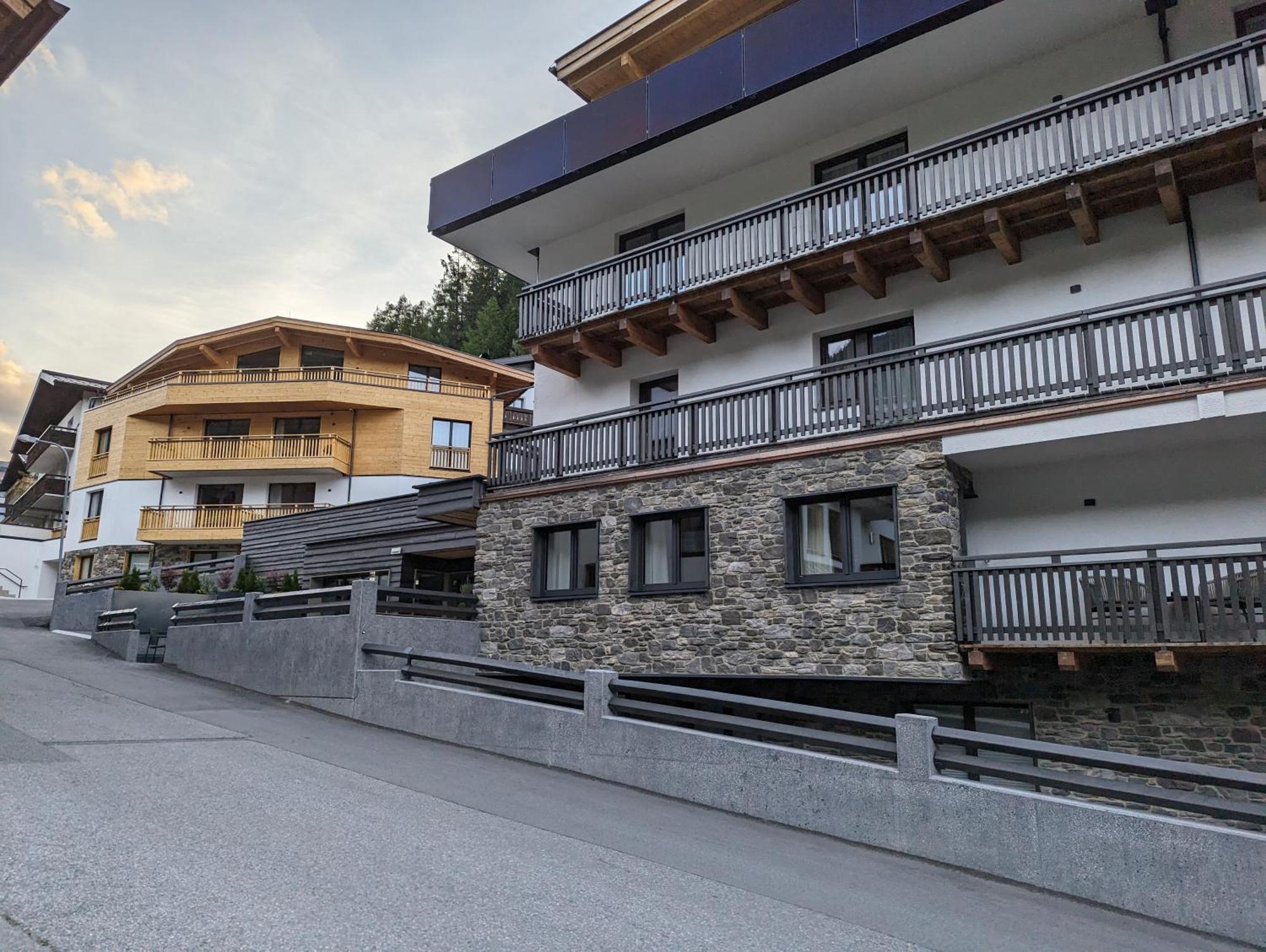 Arlhome - Zuhause Am Arlberg Sankt Anton am Arlberg Buitenkant foto